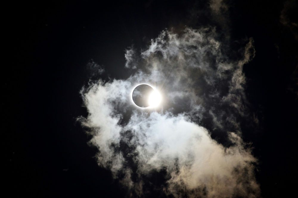 eclipse by Taylor Smith via unsplash